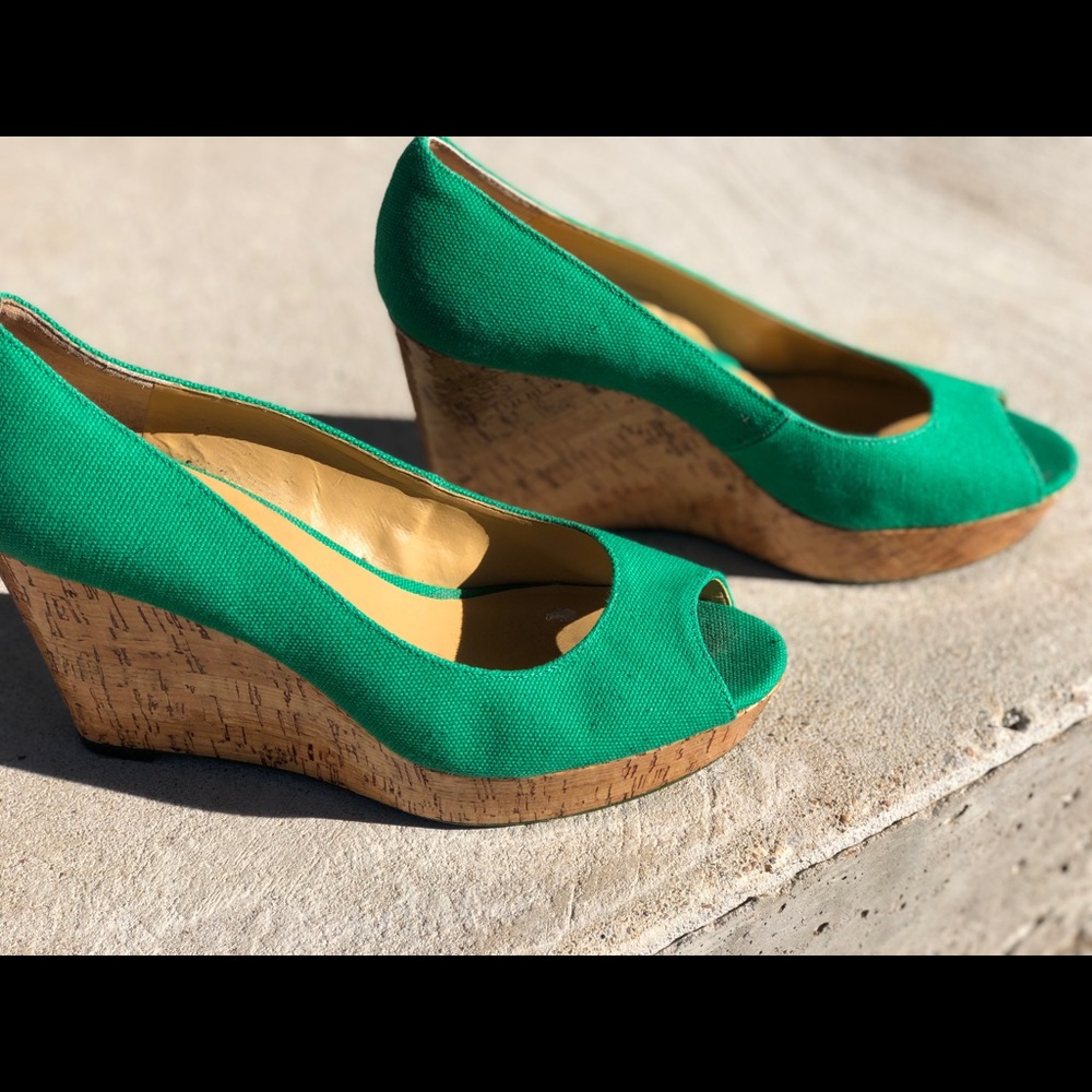 Comfortable and casual canvas wedges
